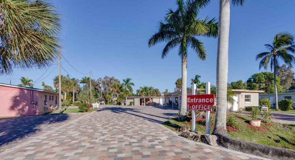 Fountain Cottages Inn Fort Myers Exterior photo